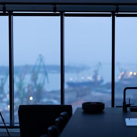 Sky Garden Penthouse Lägenhet Klaipėda Exteriör bild